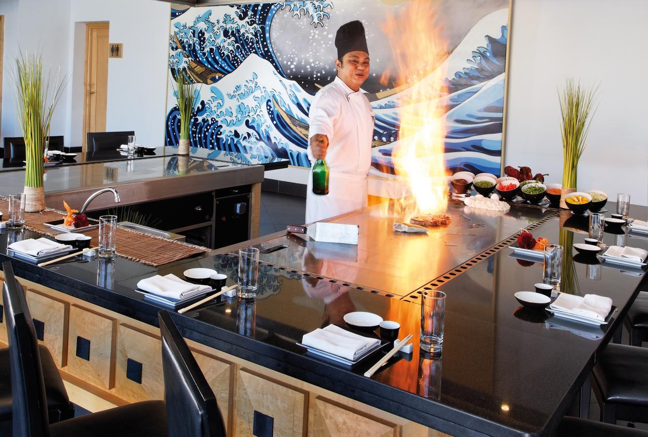 Moevenpick Resort & Marine Spa Sousse Bagian luar foto Teppanyaki